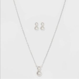 Necklace & earrings sterling silver Faux Pearl det